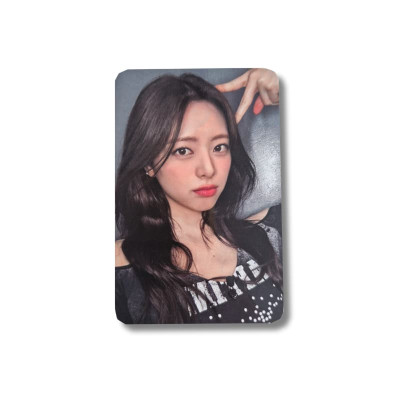 YUNA [Itzy] Soundwave Photocard GOLD [4971]