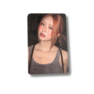 Yuna [Itzy] Girls Will Be Girls Apple Music Photocard Bruised Ver. [7572]