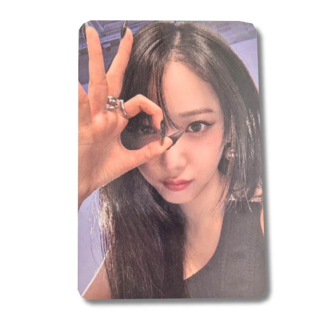 SinB [VIVIZ] Apple Music Photocard A Montage of () [7698]