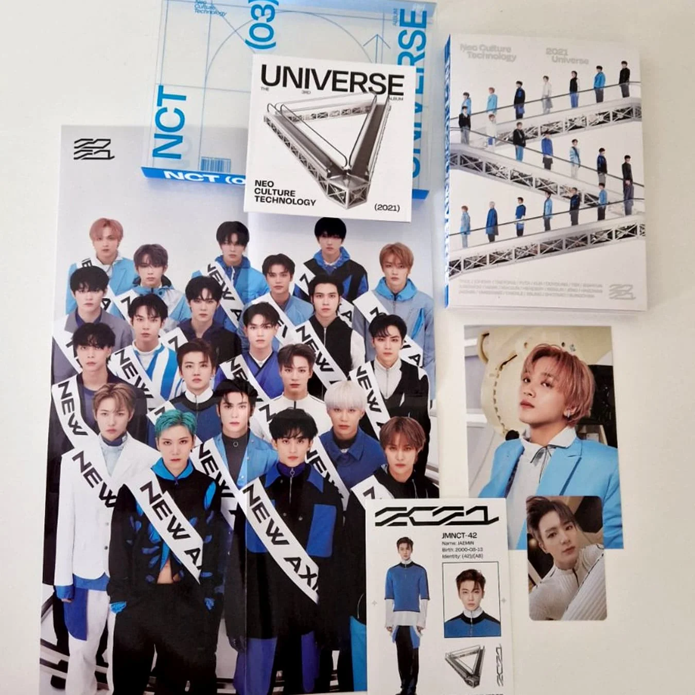 2ND HAND] NCT - Universe (Photobook Ver.) [9236] State 2nd Hand