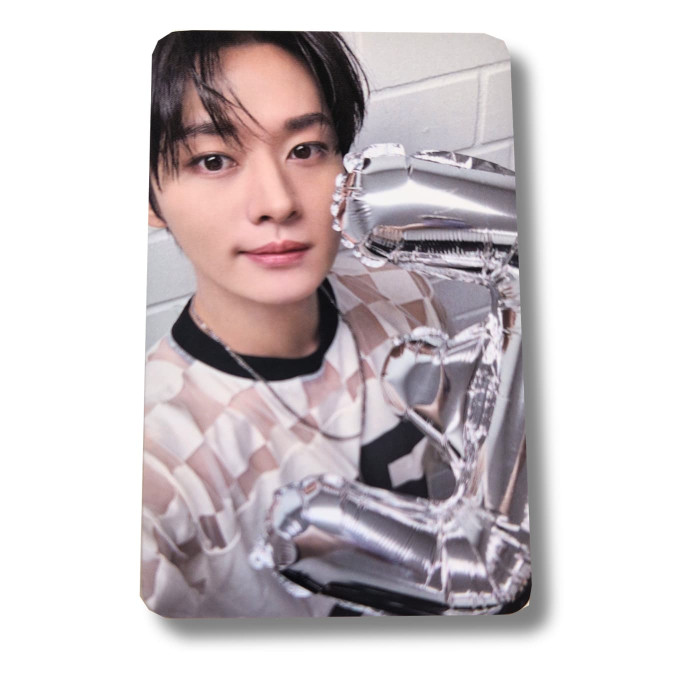 Lee Know [Stray Kids] FANS Photocard Karma [9622]