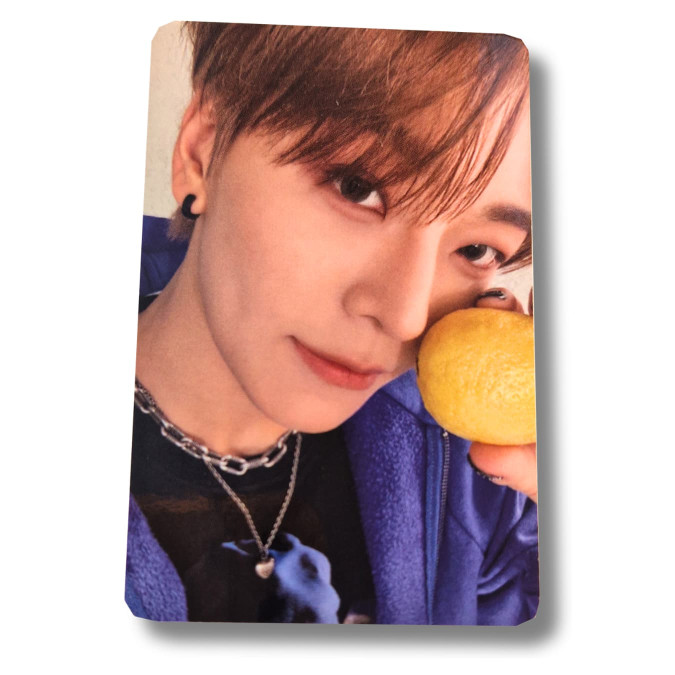 Xinlong [ALPHA DRIVE ONE] Apple Music Photocard Euphoria [9735]