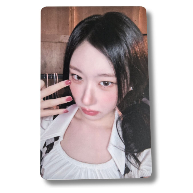 Chaeryeong [Itzy] On Air Merch Photocard [9872]