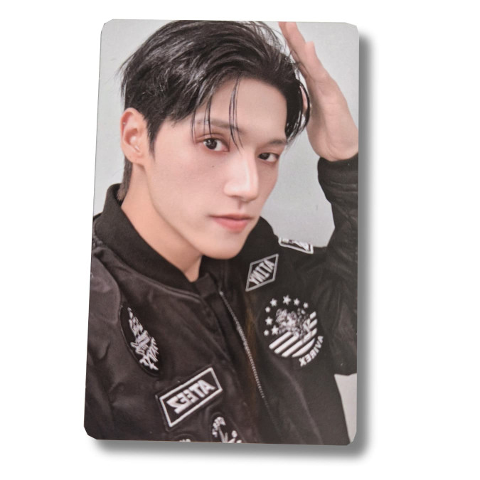 Wooyoung [ATEEZ] Photocard 8ROOM Pop-Up Ver. A [9886]