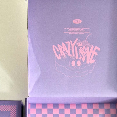 [2ND HAND] ITZY - Crazy In Love [10223]