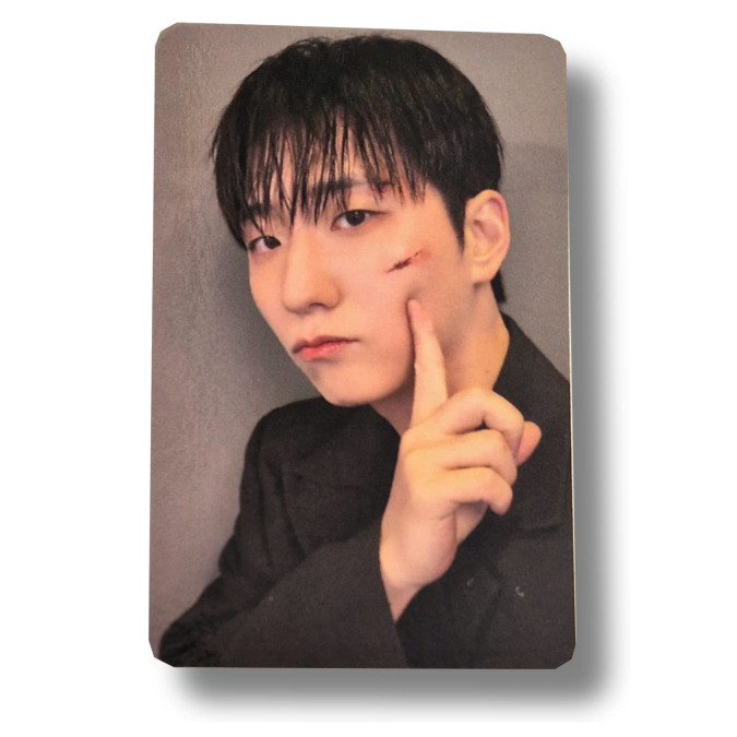 Gunil [Xdinary Heroes] Apple Music Photocard DEAD AND [10757]