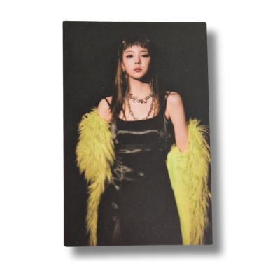 Lia [Itzy] Guess Who Pre-Order Photocard [10777]