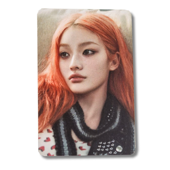 Iroha [ILLIT] Apple Music Photocard Mamihlapinatapai [11510]