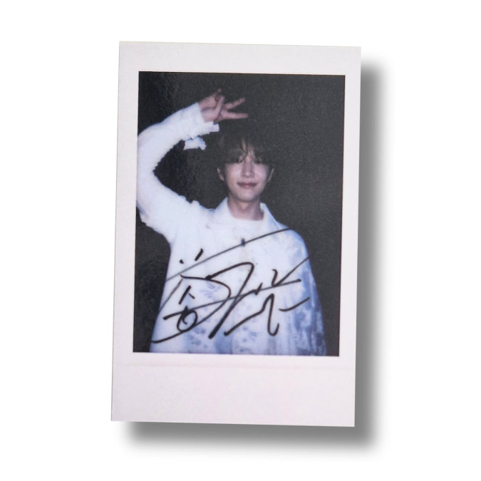 Onew [SHINee] Apple Music Polaroid Photocard Atmos [11571]