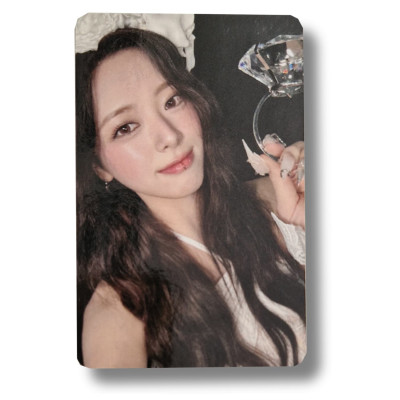 Yuna [Itzy] Motto Apple Music Photocard [11699]