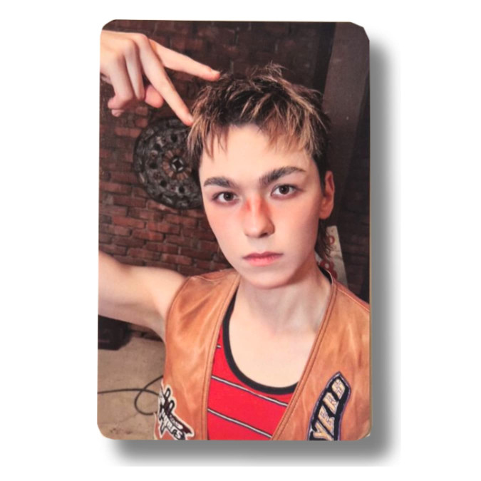 Vernon [Seventeen] Soundwave Photocard V8 [11960]