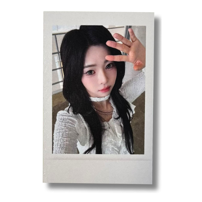 Dahyun [TRIPLES] Apple Music Polaroid Photocard Love&Pop Pt.1 [11971]