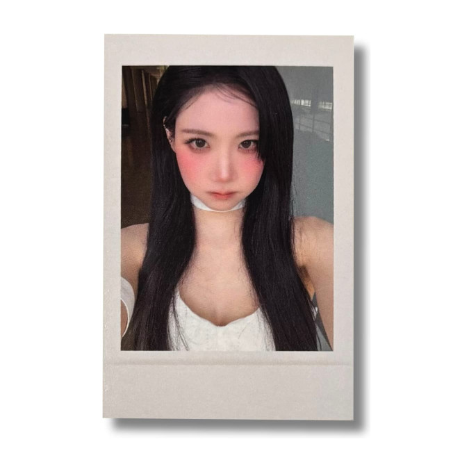 Nakyoung [TRIPLES] Apple Music Polaroid Photocard Love&Pop Pt.1 [11979]