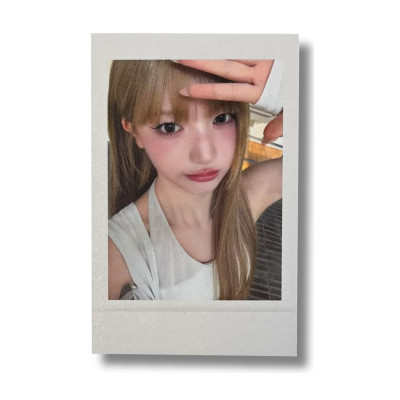 Yeonji [TRIPLES] Apple Music Polaroid Photocard Love&Pop Pt.1 [11987]