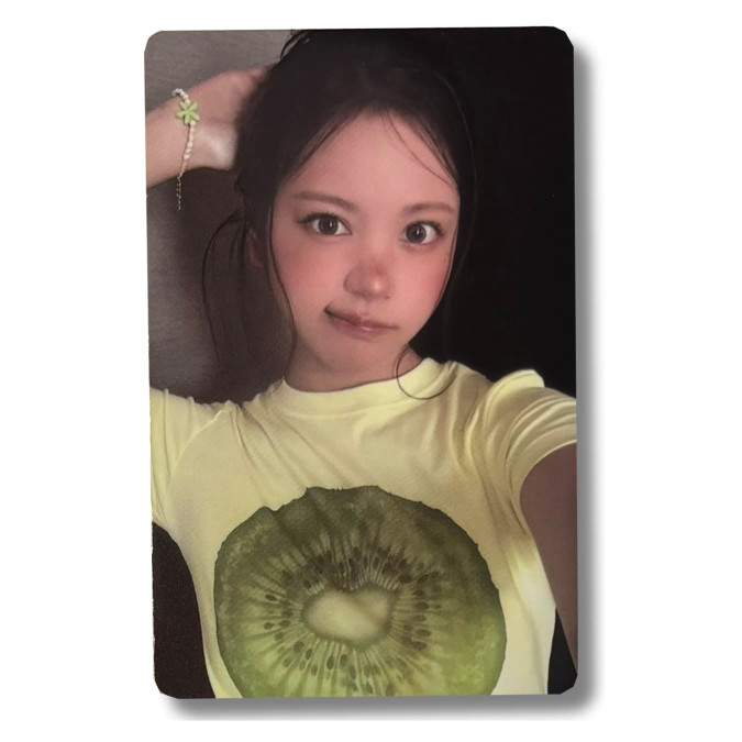 Carmen [Hearts2Hearts] Apple Music Photocard Lemon Tang [11995]