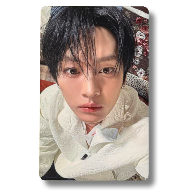 Lee Know [Stray Kids] Photocard STAY in Our Little House [12026]