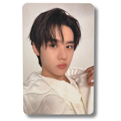 Kun [WayV] Apple Music Photocard Vision Wings [12133]