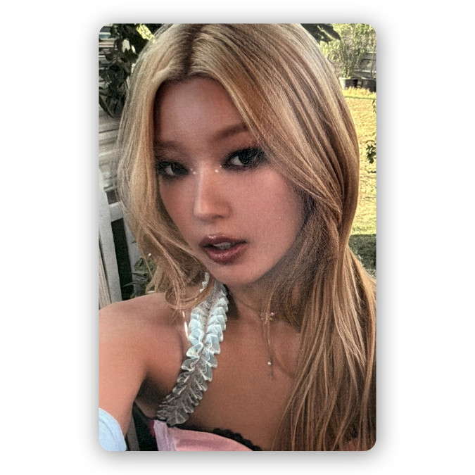 Yoonchae [KATSEYE] Ktown4u Photocard WILD [12398]